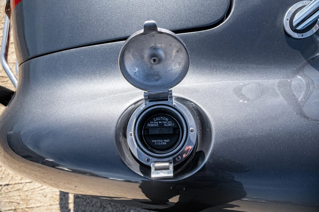 Shelby Cobra Replica - Image 30 of 31
