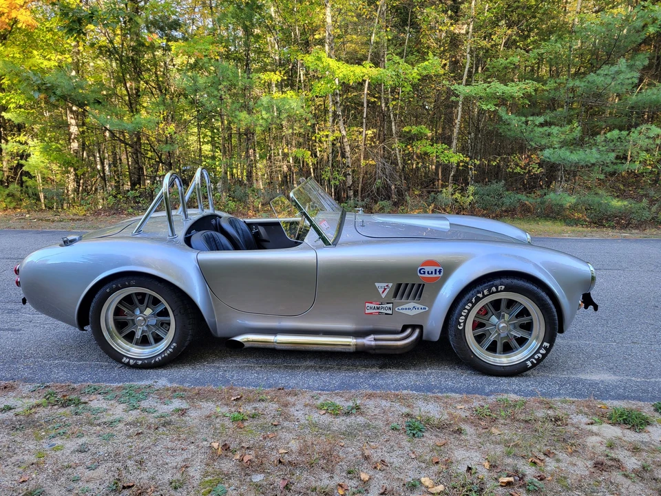 Shelby Cobra Replica - Image 27 of 31