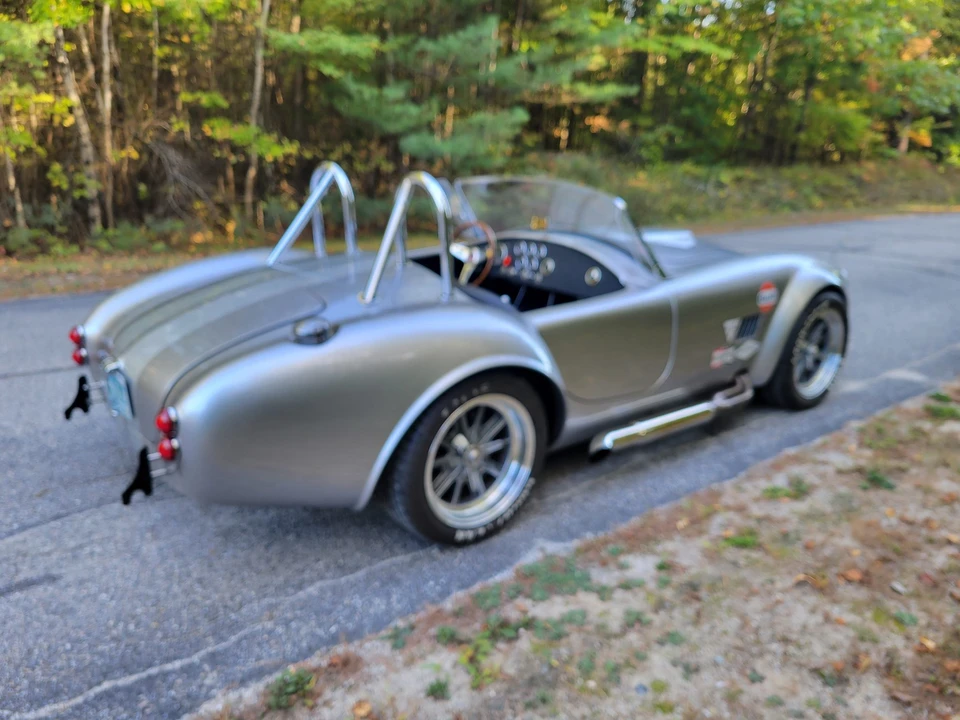Shelby Cobra Replica - Image 20 of 31