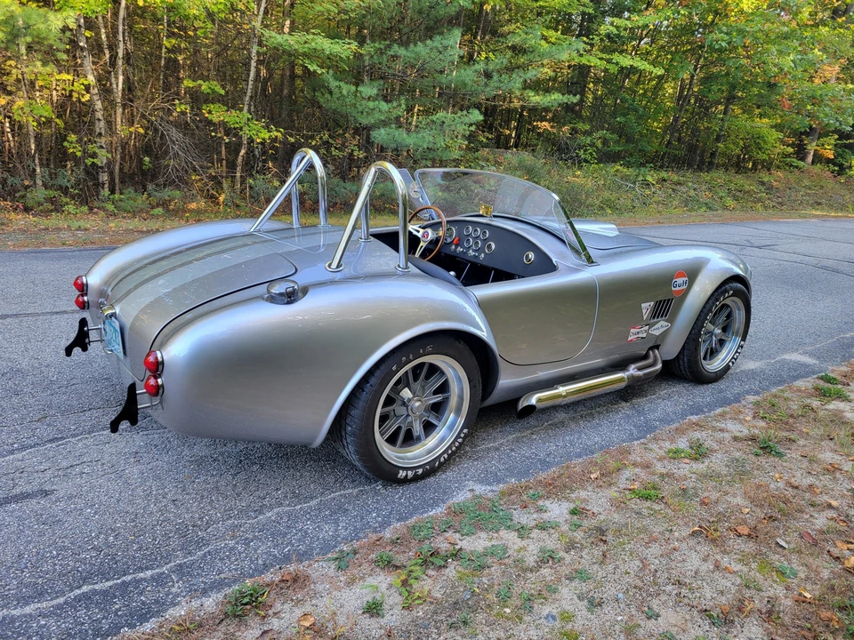 Shelby Cobra Replica - Image 21 of 31