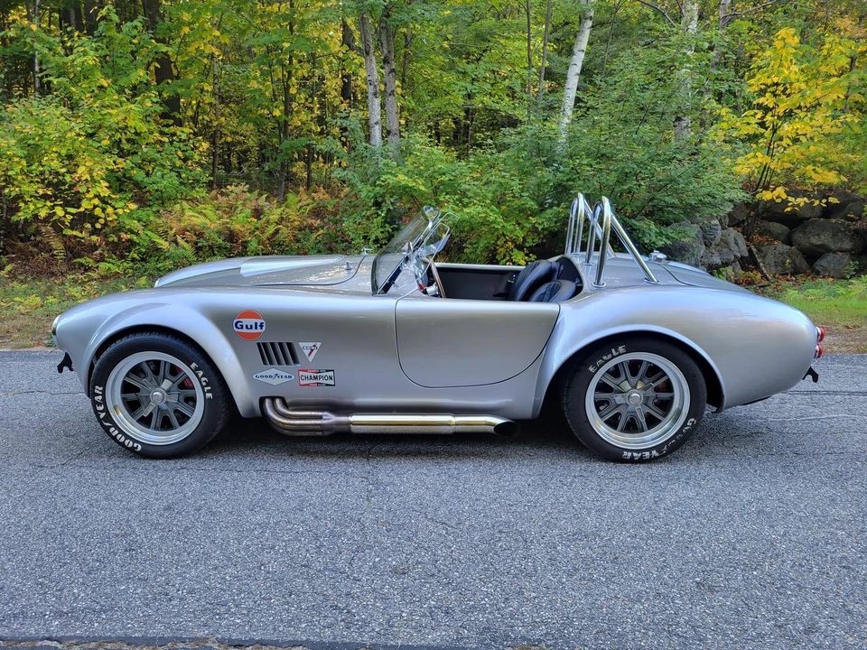 Shelby Cobra Replica - Image 6 of 31