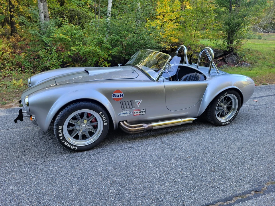 Shelby Cobra Replica - Image 2 of 31