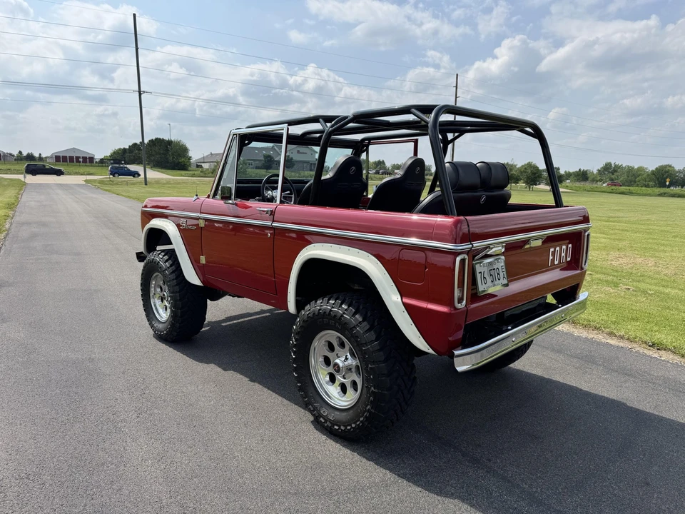 Ford Bronco 1st Gen - Image 9 of 31