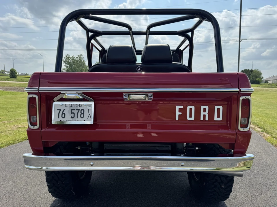 Ford Bronco 1st Gen - Image 11 of 31