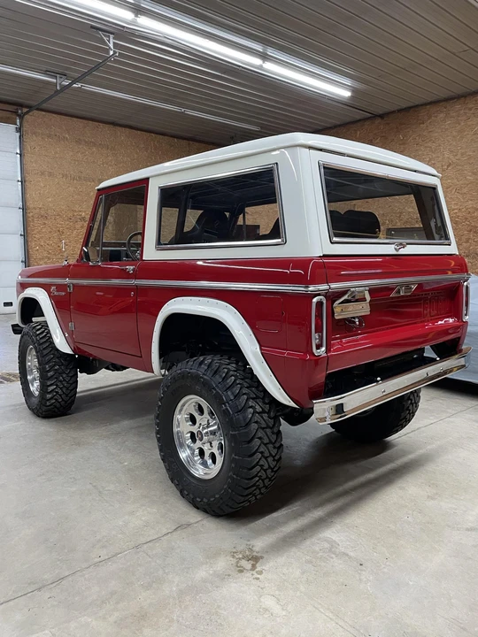 Ford Bronco 1st Gen - Image 24 of 31