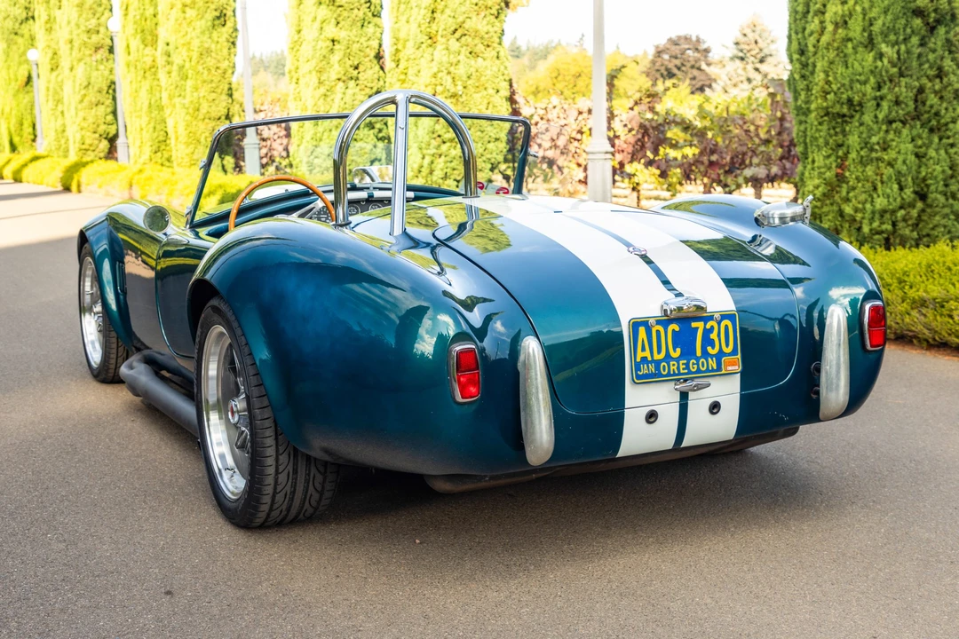 Shelby Cobra Replica - Image 6 of 31