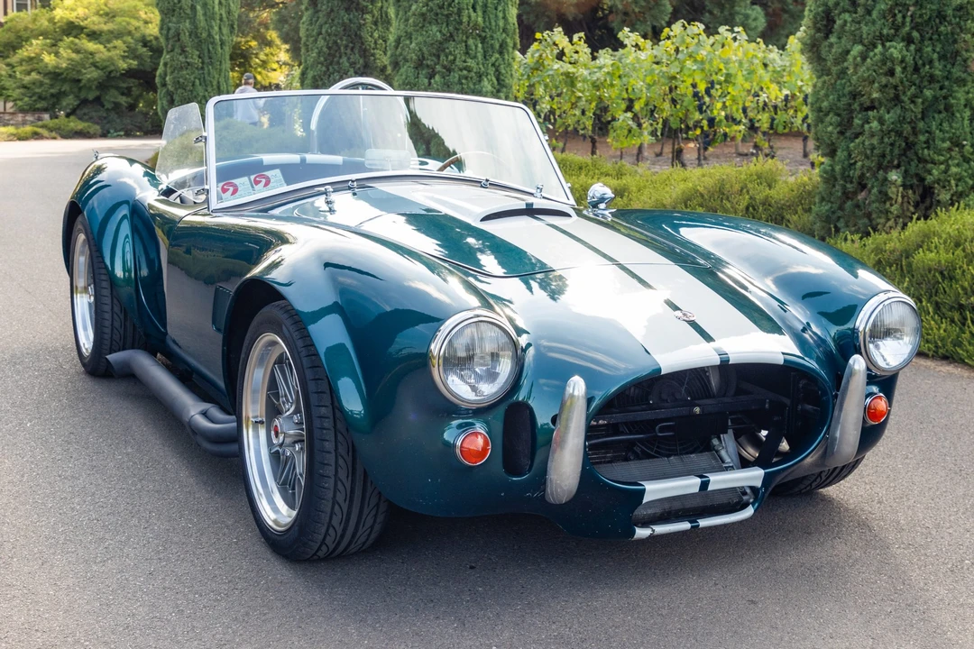 Shelby Cobra Replica - Image 10 of 31