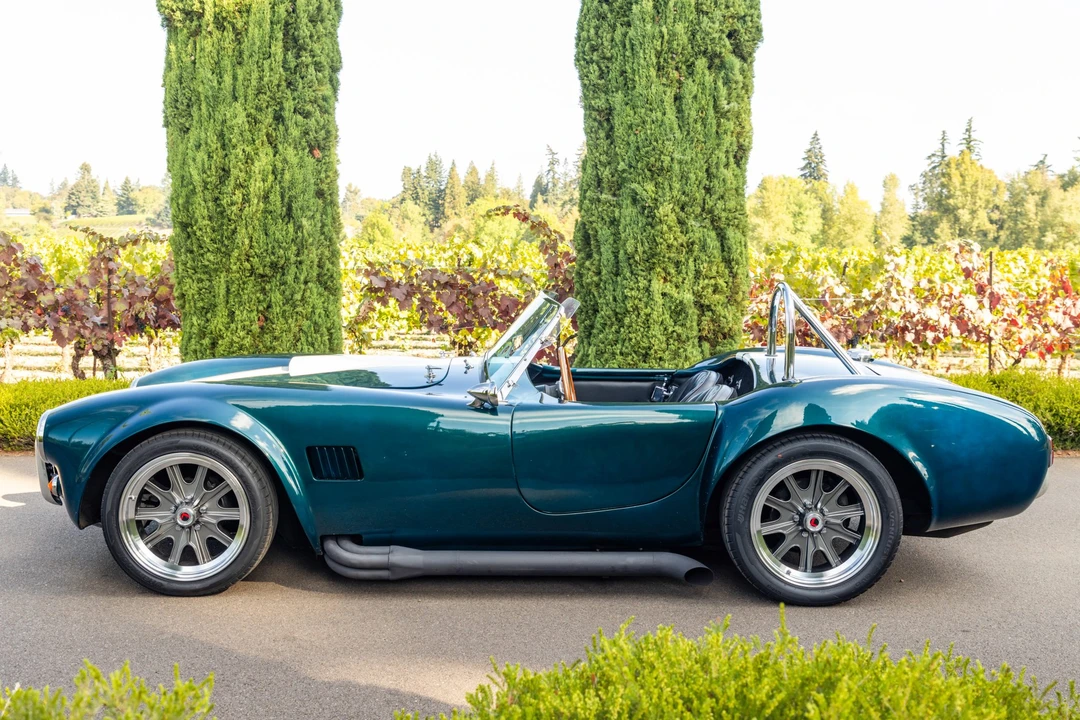 Shelby Cobra Replica - Image 5 of 31