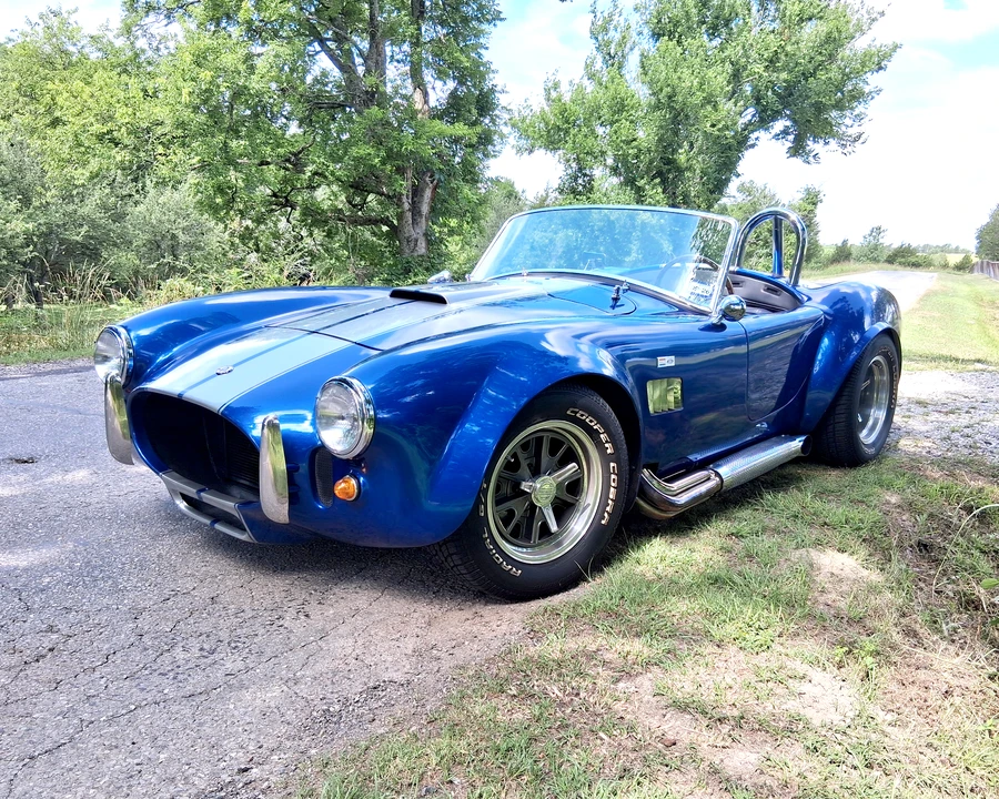 2012 Shelby Cobra Replica - Image 2 of 31