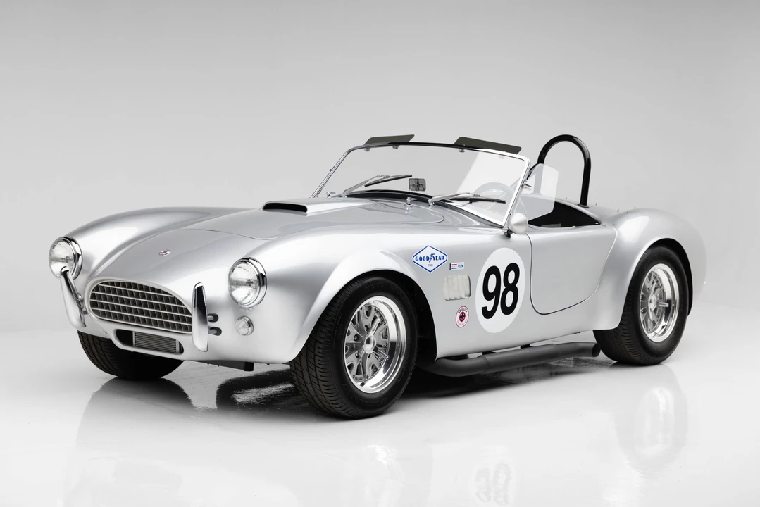 Shelby Cobra Replica - Image 3 of 31