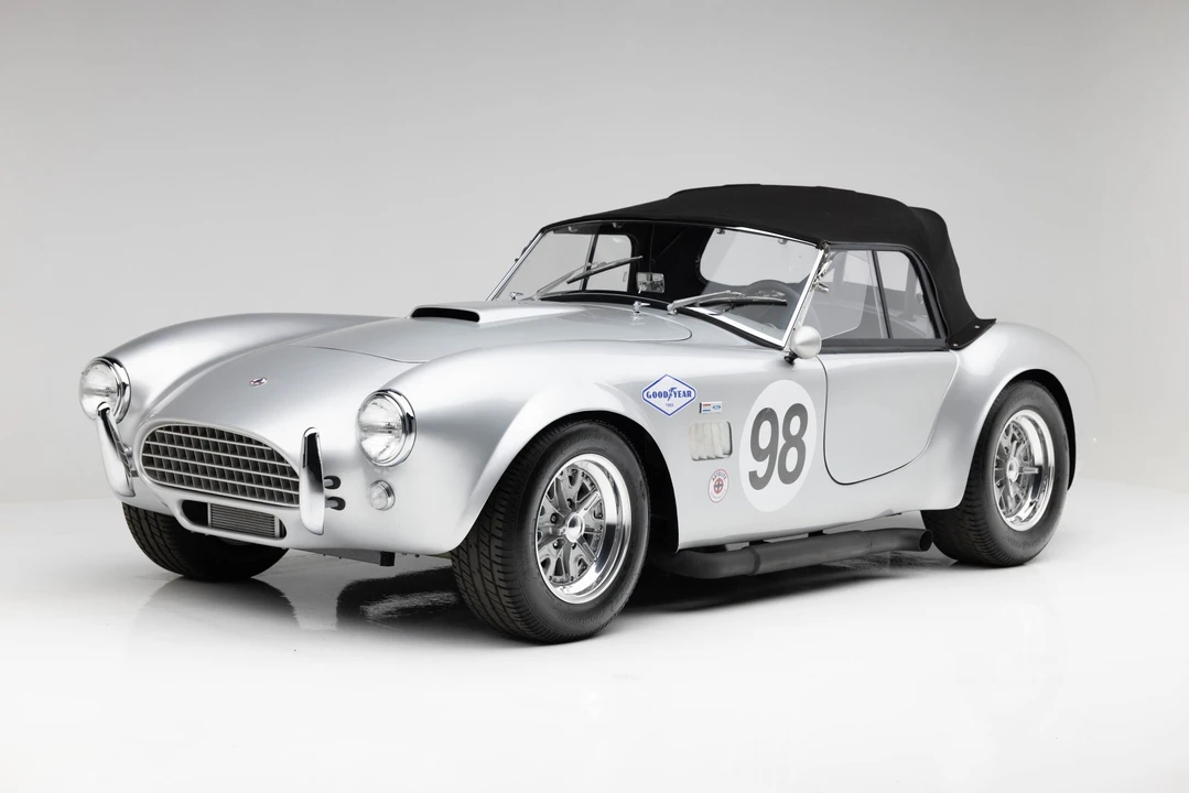 Shelby Cobra Replica - Image 10 of 31