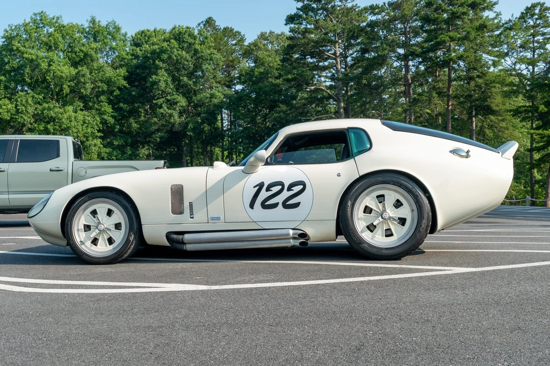 Shelby Daytona Replica - Image 9 of 31
