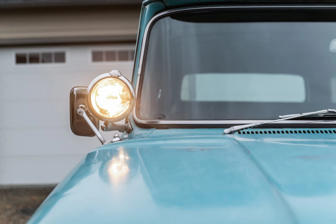 1965 GMC Suburban 5th Gen - Image 21 of 31