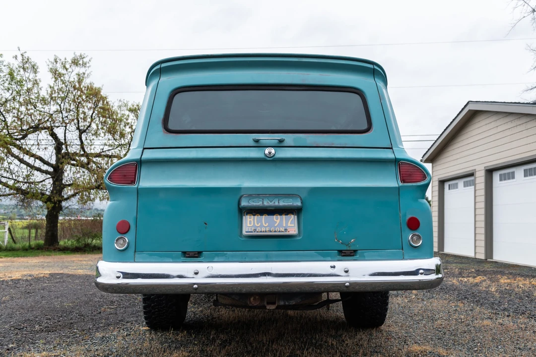 1965 GMC Suburban 5th Gen - Image 10 of 31