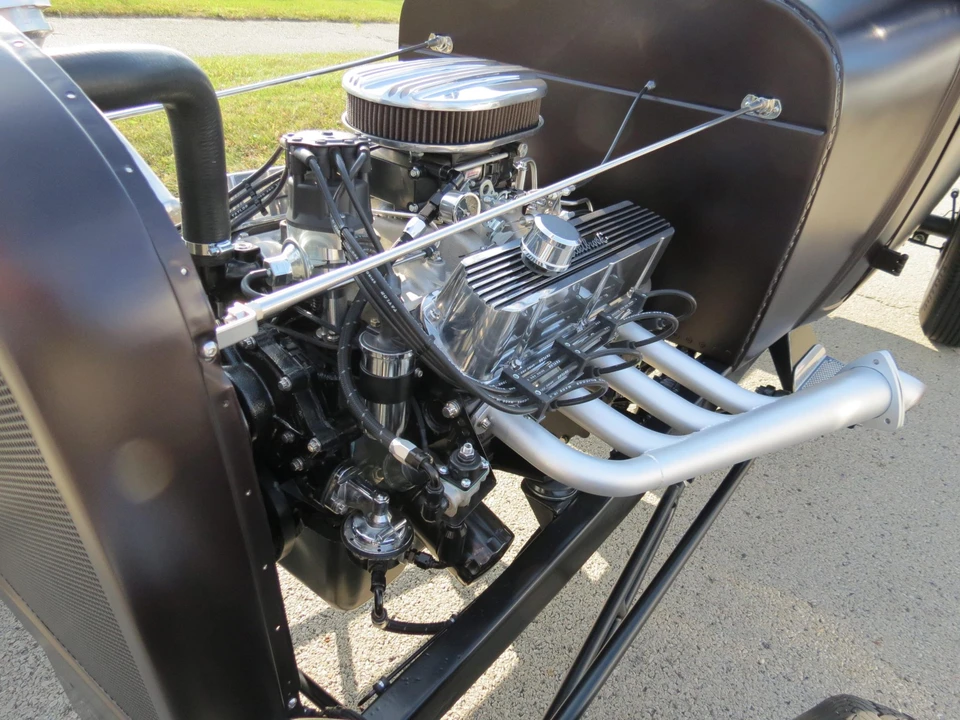 Ford Hot Rod - Image 17 of 31