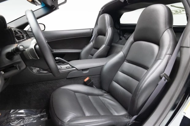 2010 Chevrolet Corvette C6 - Image 4 of 8