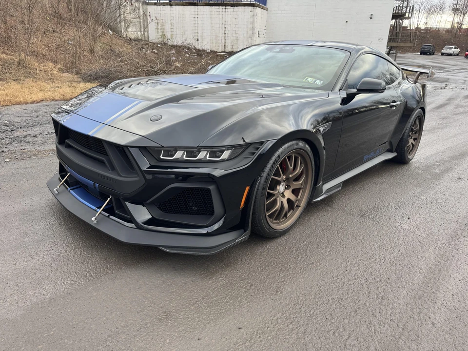2025 Ford Shelby Mustang - Image 5 of 31