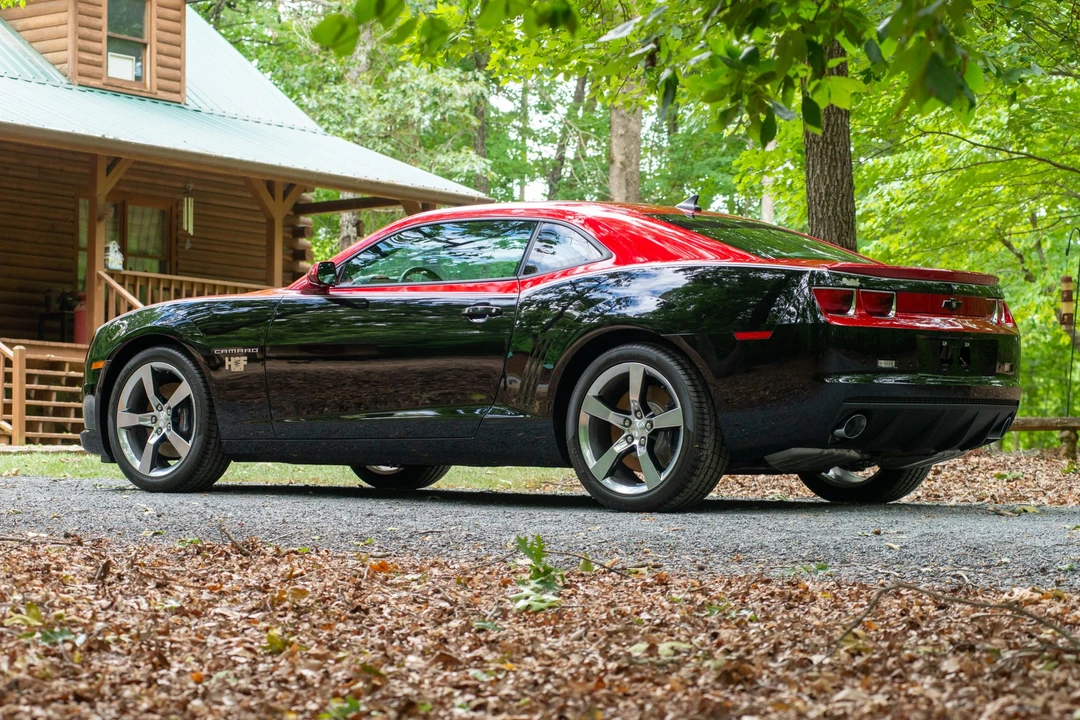 2010 Chevrolet Camaro SS 5th Gen - Image 6 of 31