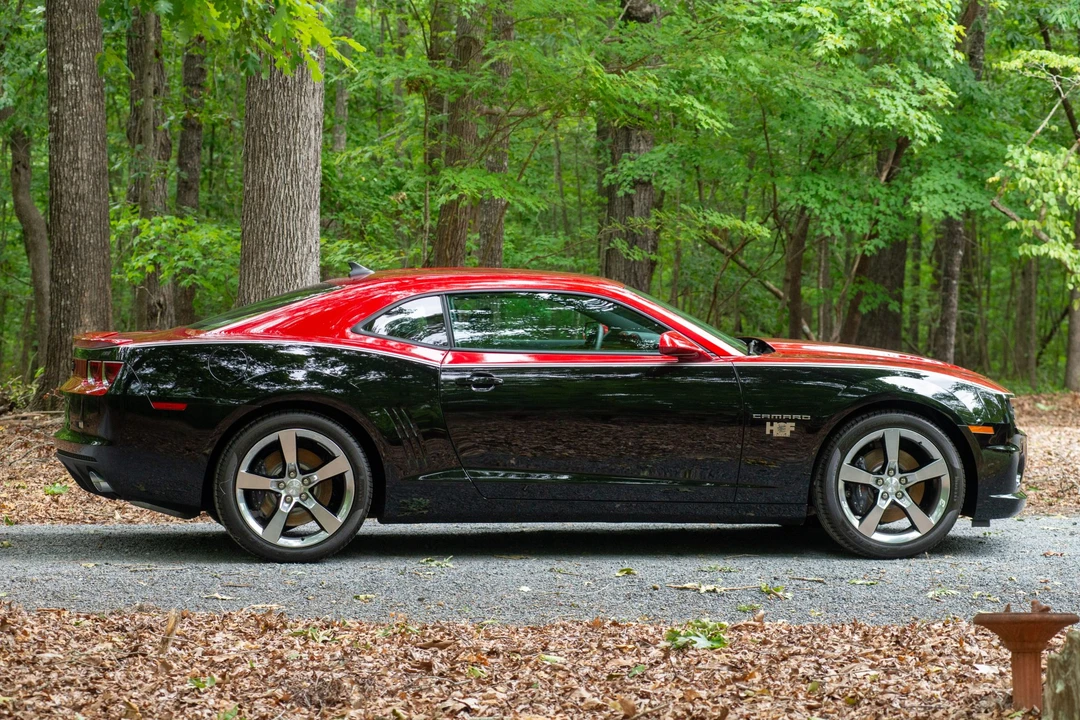 2010 Chevrolet Camaro SS 5th Gen - Image 3 of 31