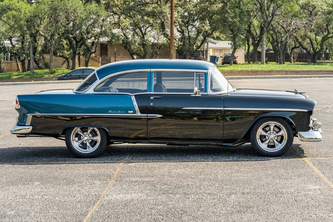 1955 Chevrolet Tri-Five Bel Air Sedan & Wagon - Image 7 of 31