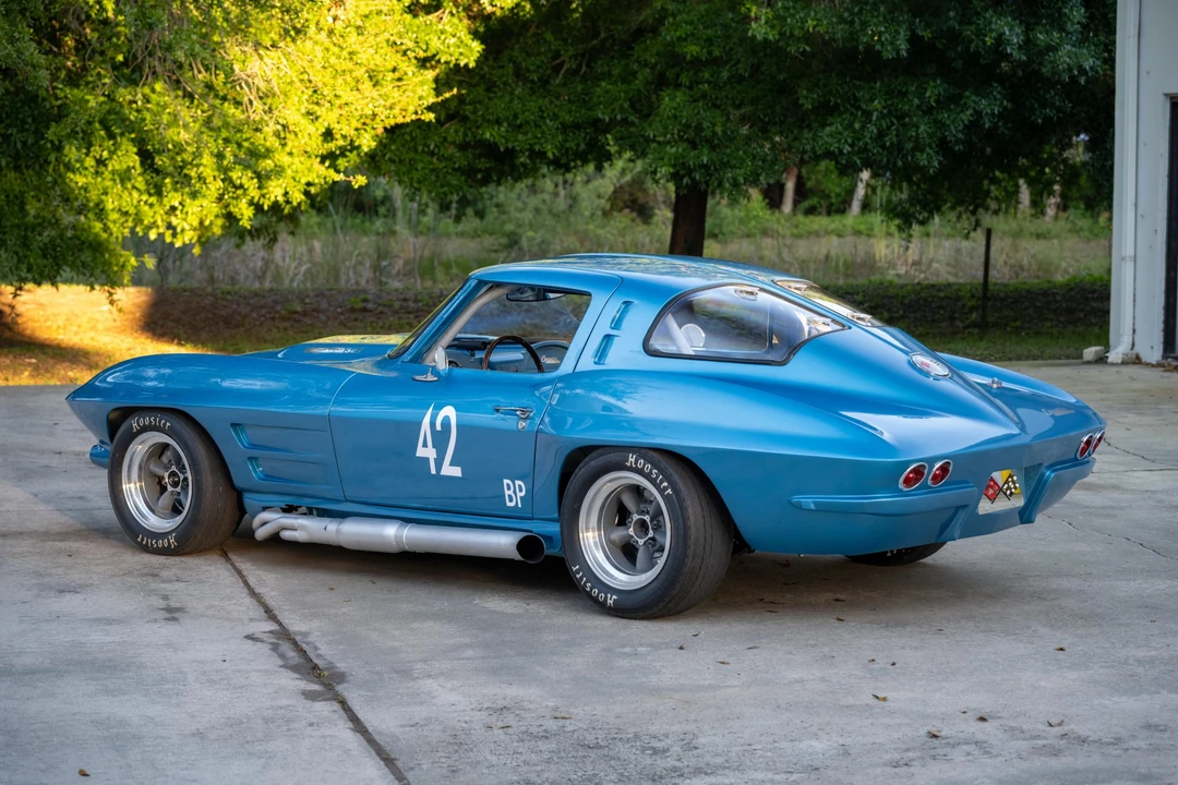 1963 Chevrolet Corvette C2 - Image 19 of 31