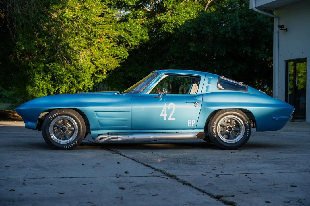 1963 Chevrolet Corvette C2 - Image 22 of 31