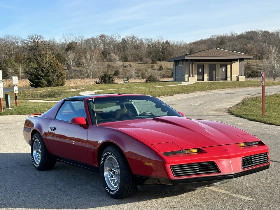 1982 Pontiac Firebird Trans Am 3rd Gen - Image 4 of 31
