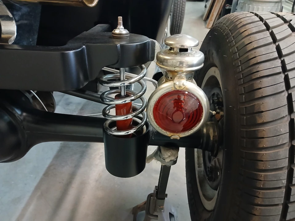 Ford Hot Rod - Image 20 of 31