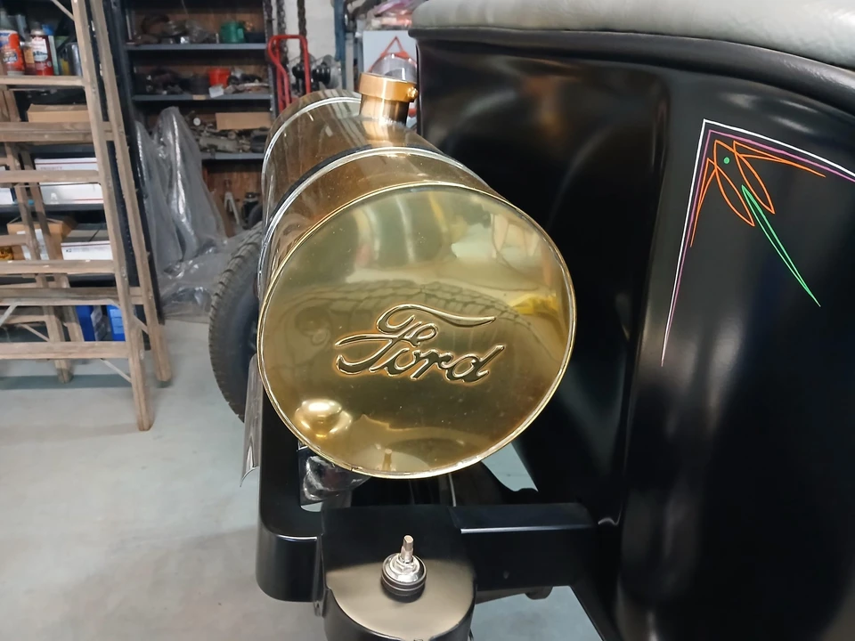 Ford Hot Rod - Image 25 of 31