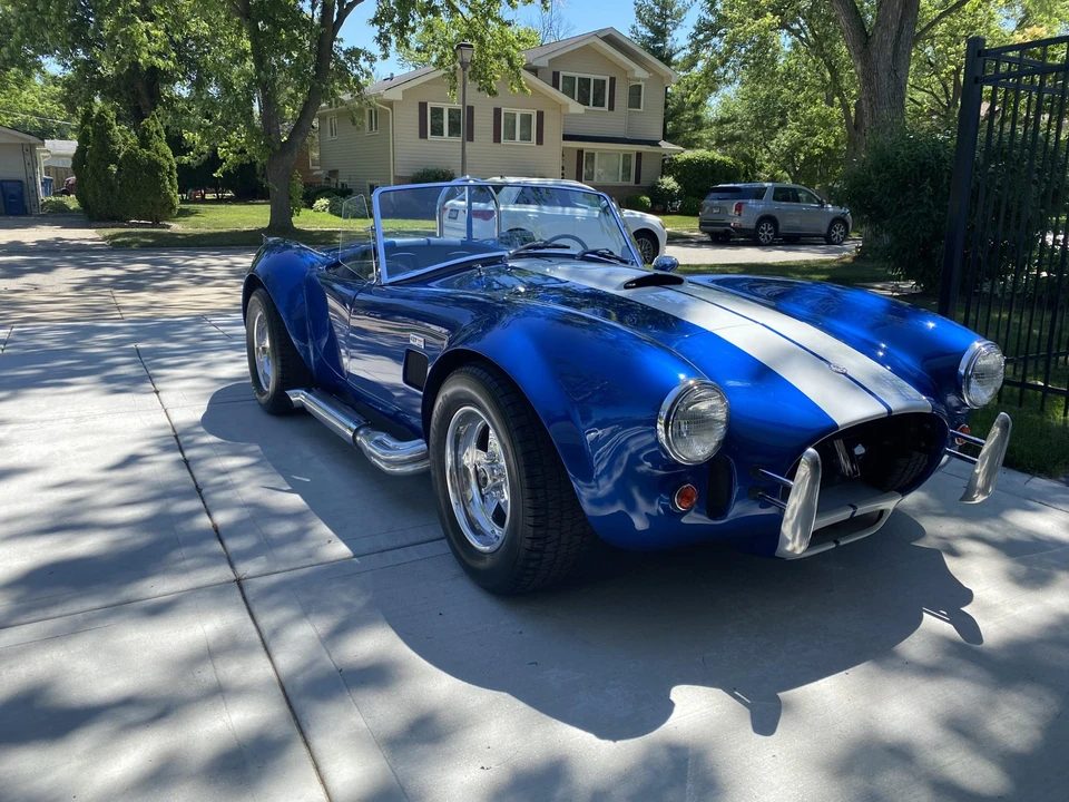 Shelby Cobra Replica - Image 2 of 31