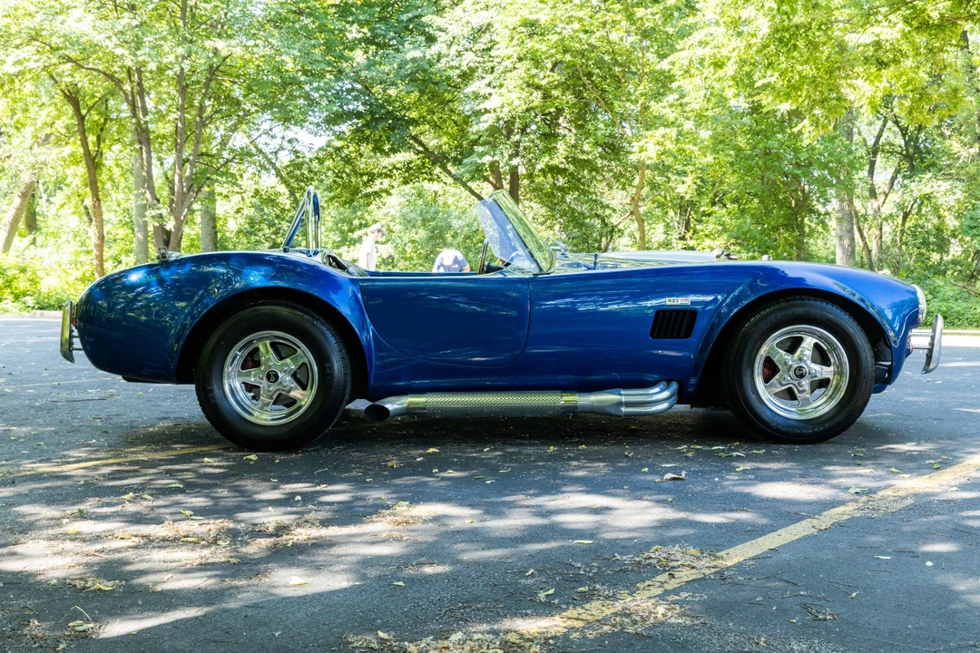 Shelby Cobra Replica - Image 9 of 31