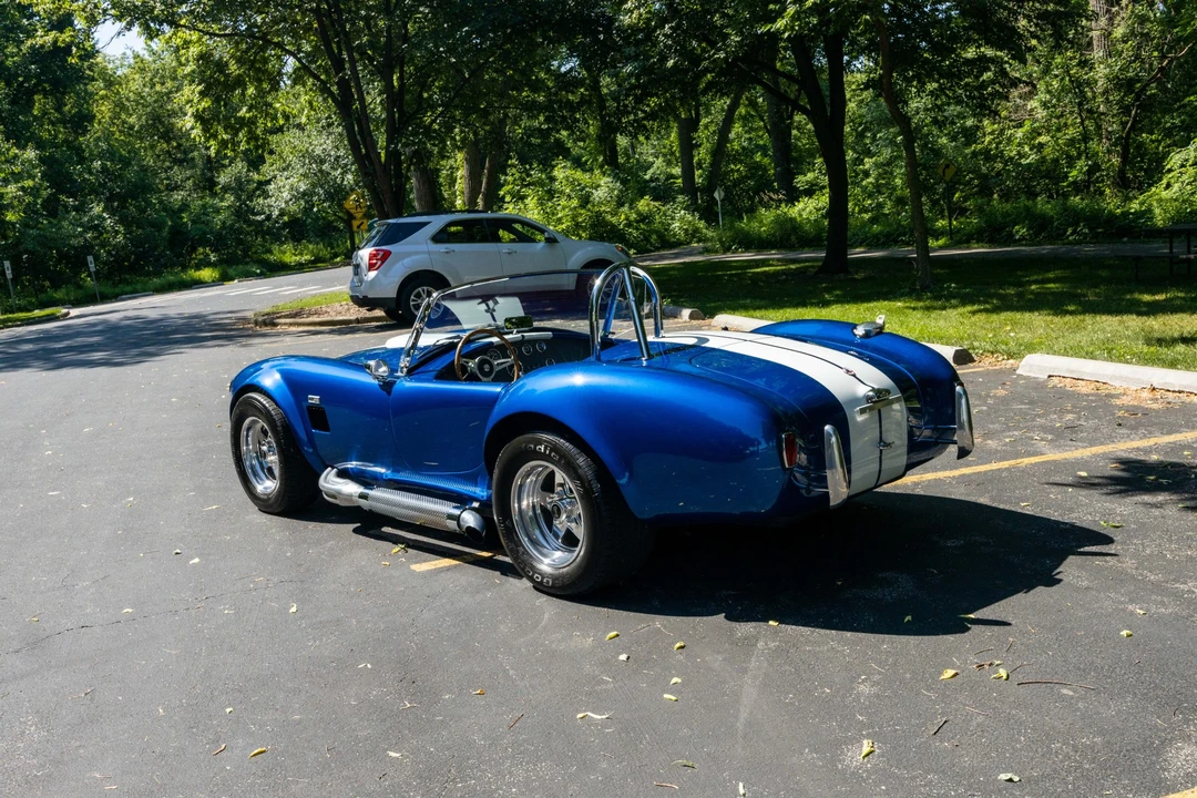 Shelby Cobra Replica - Image 21 of 31