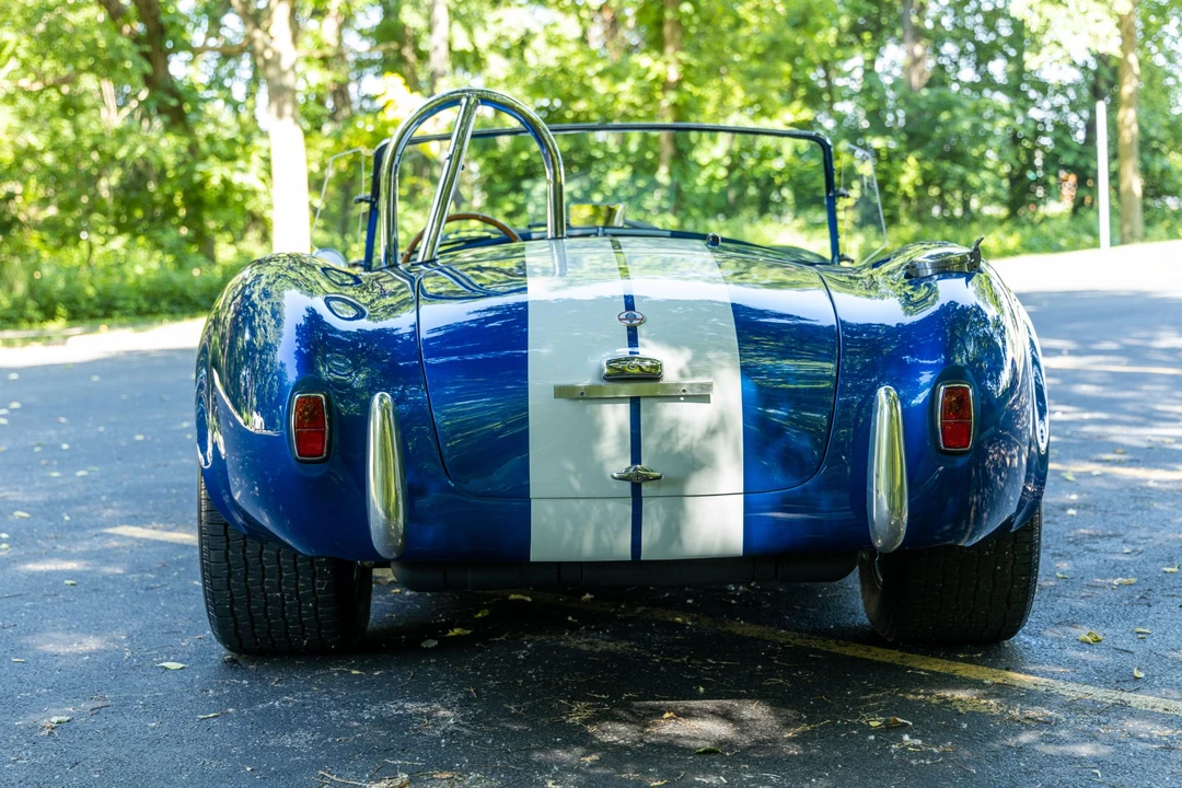 Shelby Cobra Replica - Image 18 of 31