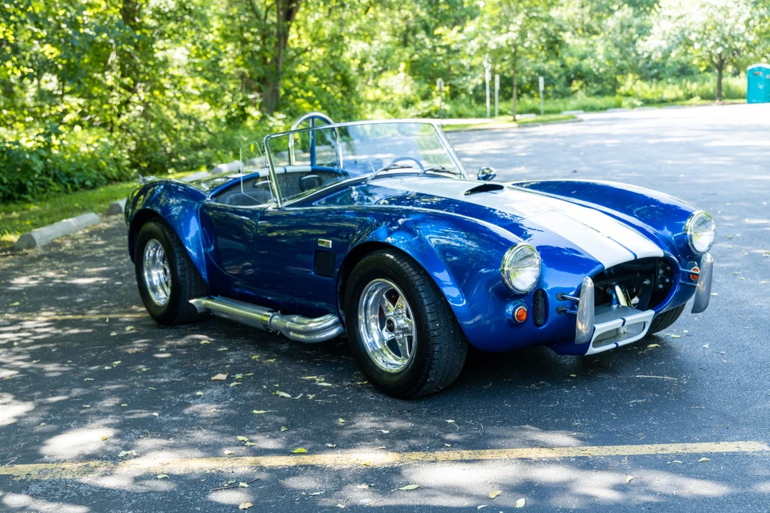 Shelby Cobra Replica - Image 7 of 31