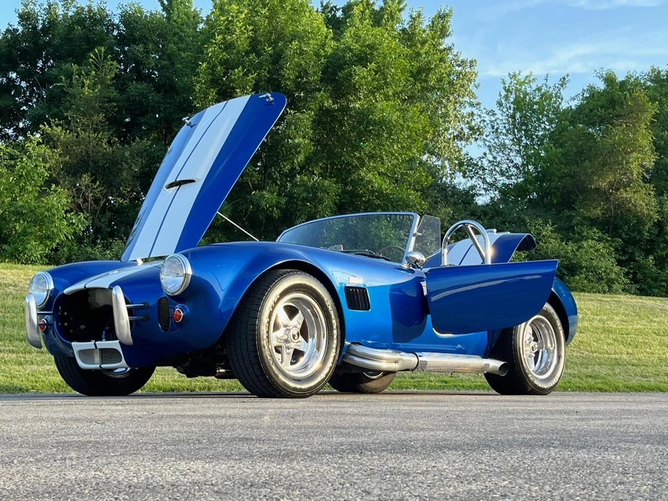 Shelby Cobra Replica - Image 31 of 31