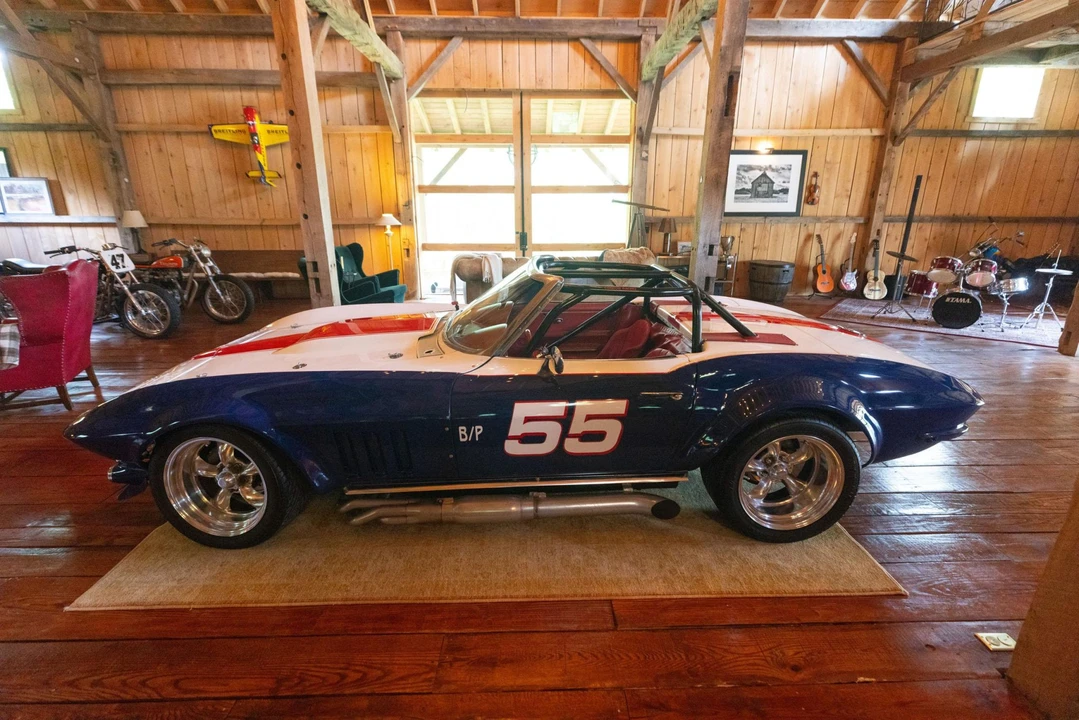 1965 Chevrolet Corvette C2 - Image 16 of 31