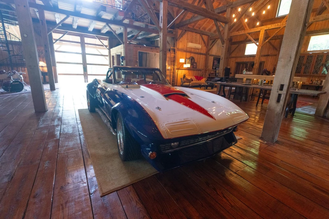 1965 Chevrolet Corvette C2 - Image 5 of 31