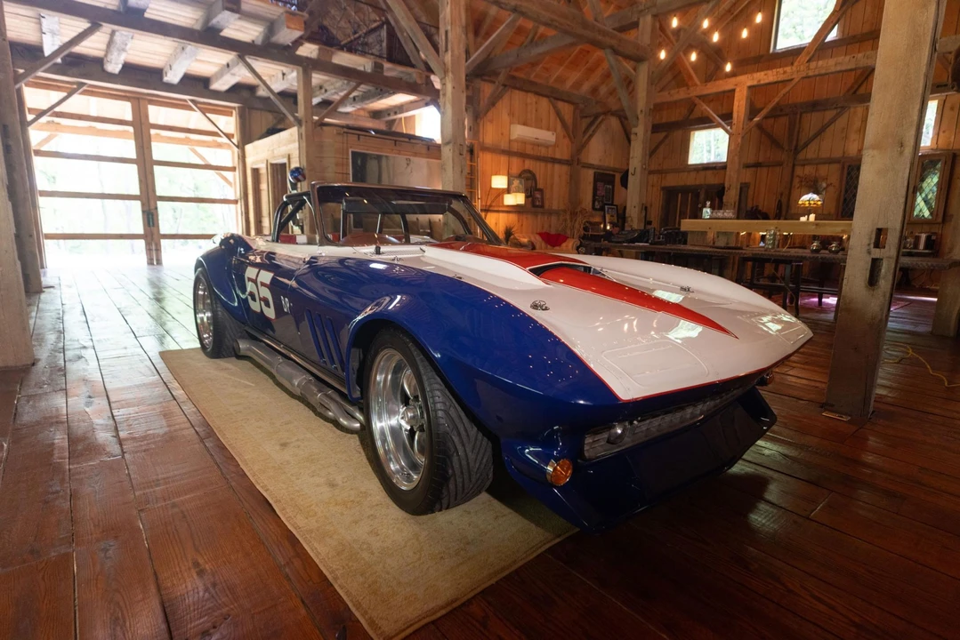 1965 Chevrolet Corvette C2 - Image 6 of 31