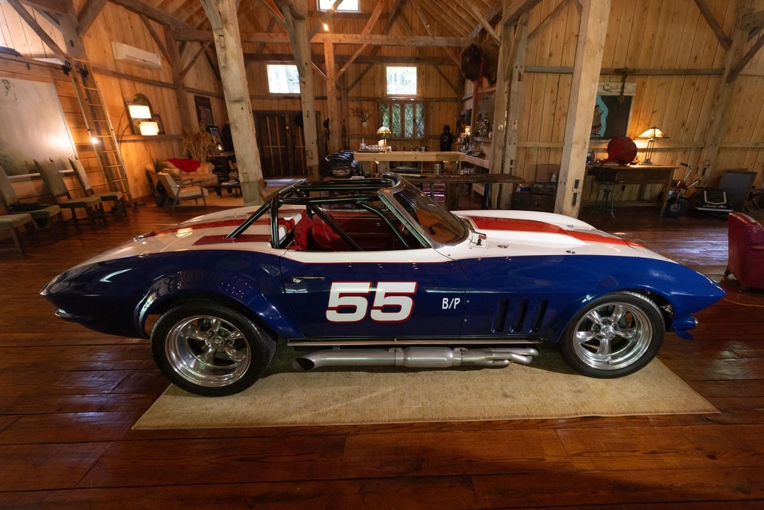 1965 Chevrolet Corvette C2 - Image 9 of 31