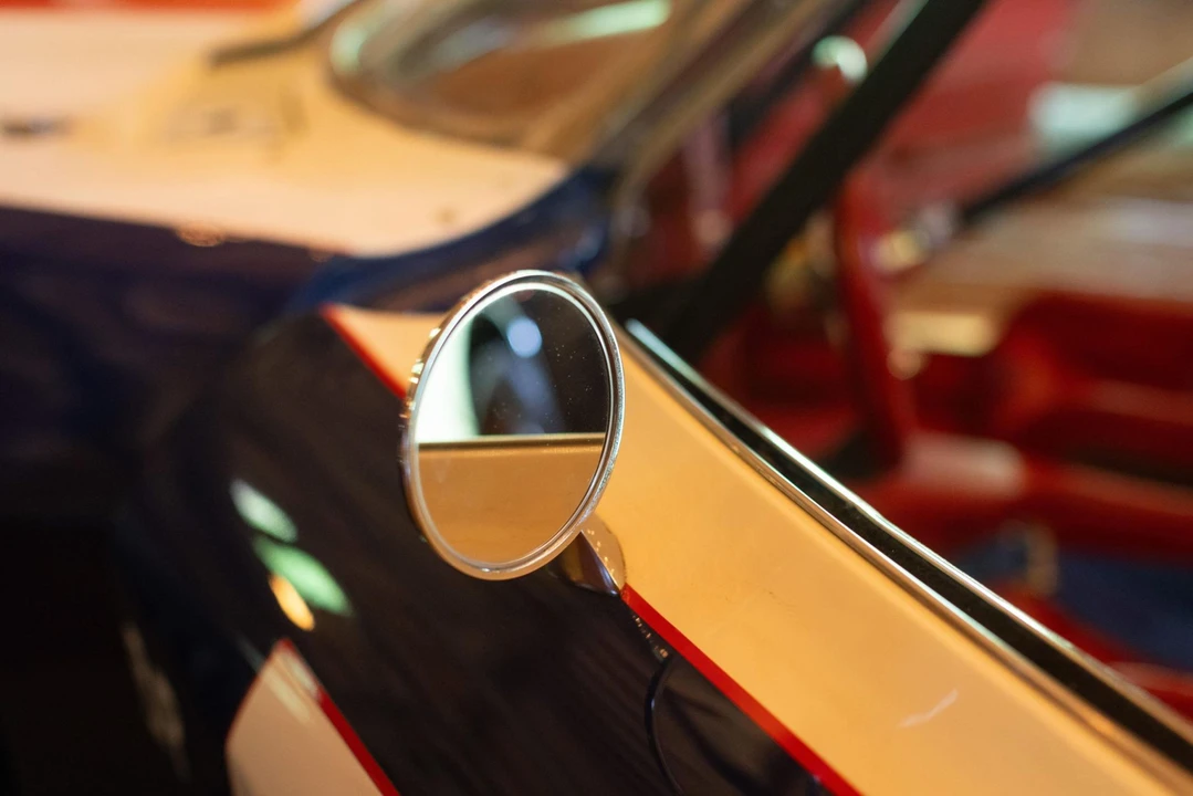 1965 Chevrolet Corvette C2 - Image 26 of 31