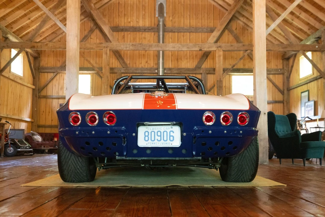 1965 Chevrolet Corvette C2 - Image 13 of 31