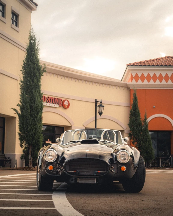 Factory Five Roadster - Image 4 of 31