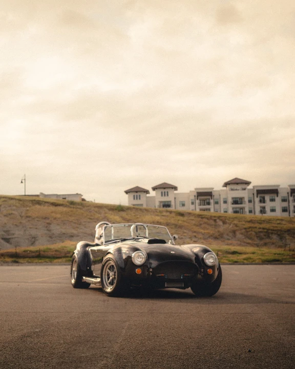 Factory Five Roadster - Image 5 of 31