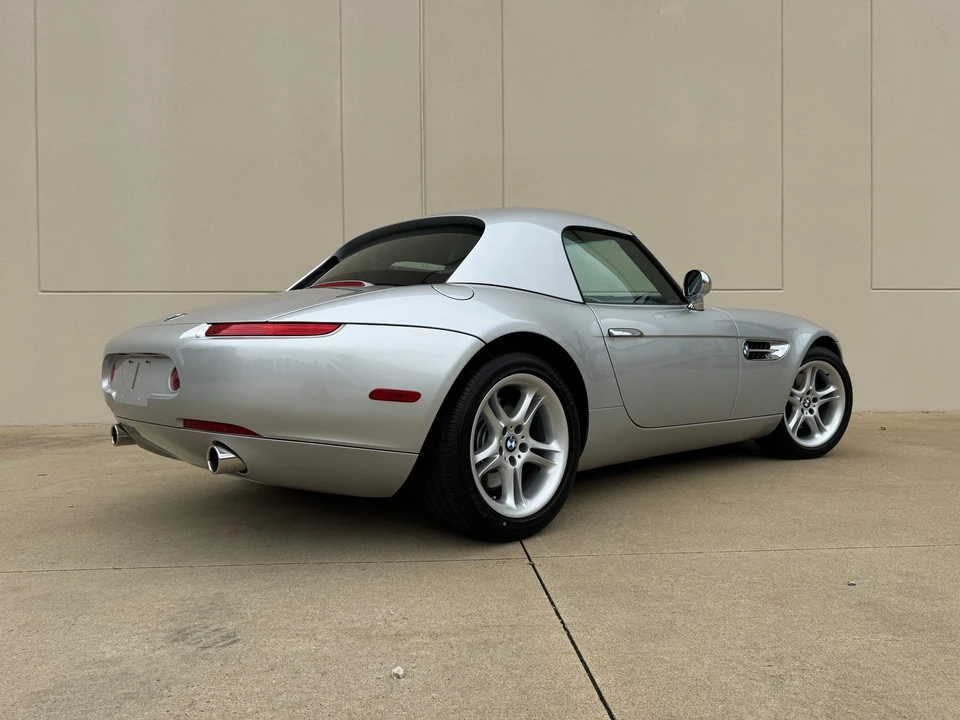 2001 BMW Z8 - Image 19 of 31