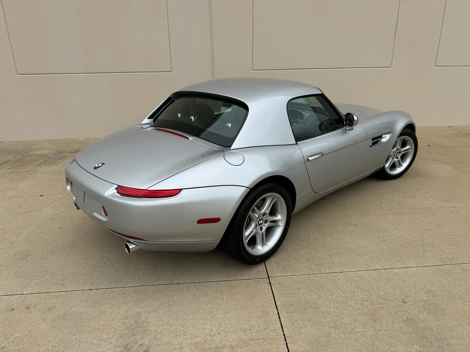 2001 BMW Z8 - Image 22 of 31