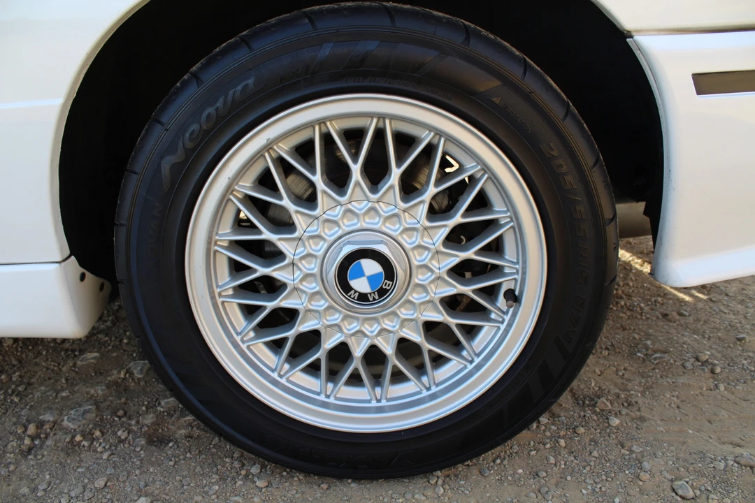 1989 BMW E30 M3 - Image 21 of 31