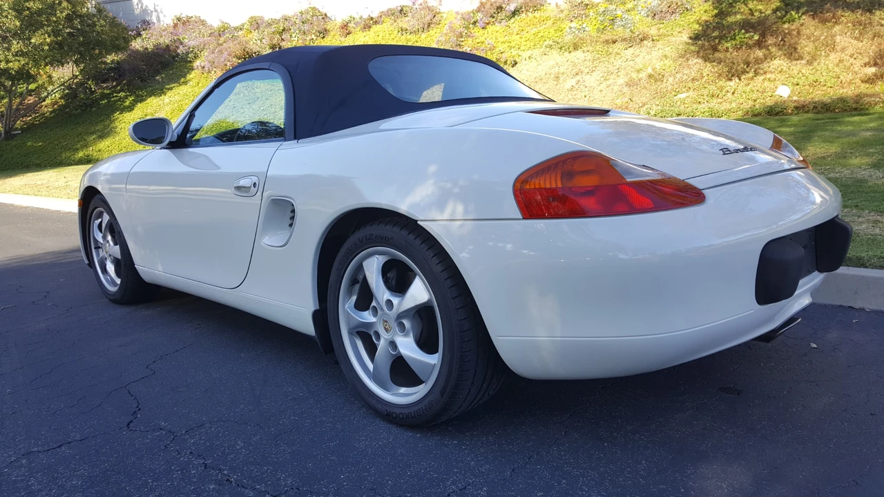 2001 Porsche 986 Boxster - Image 22 of 31