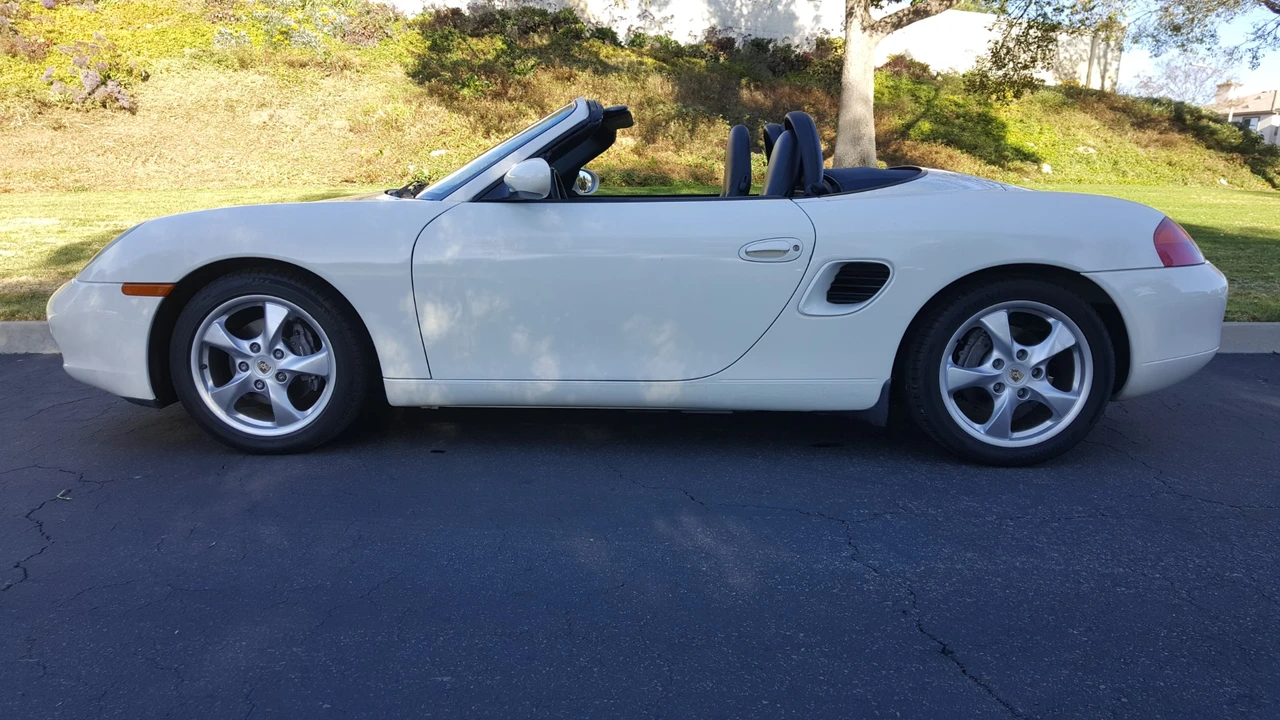 2001 Porsche 986 Boxster - Image 3 of 31