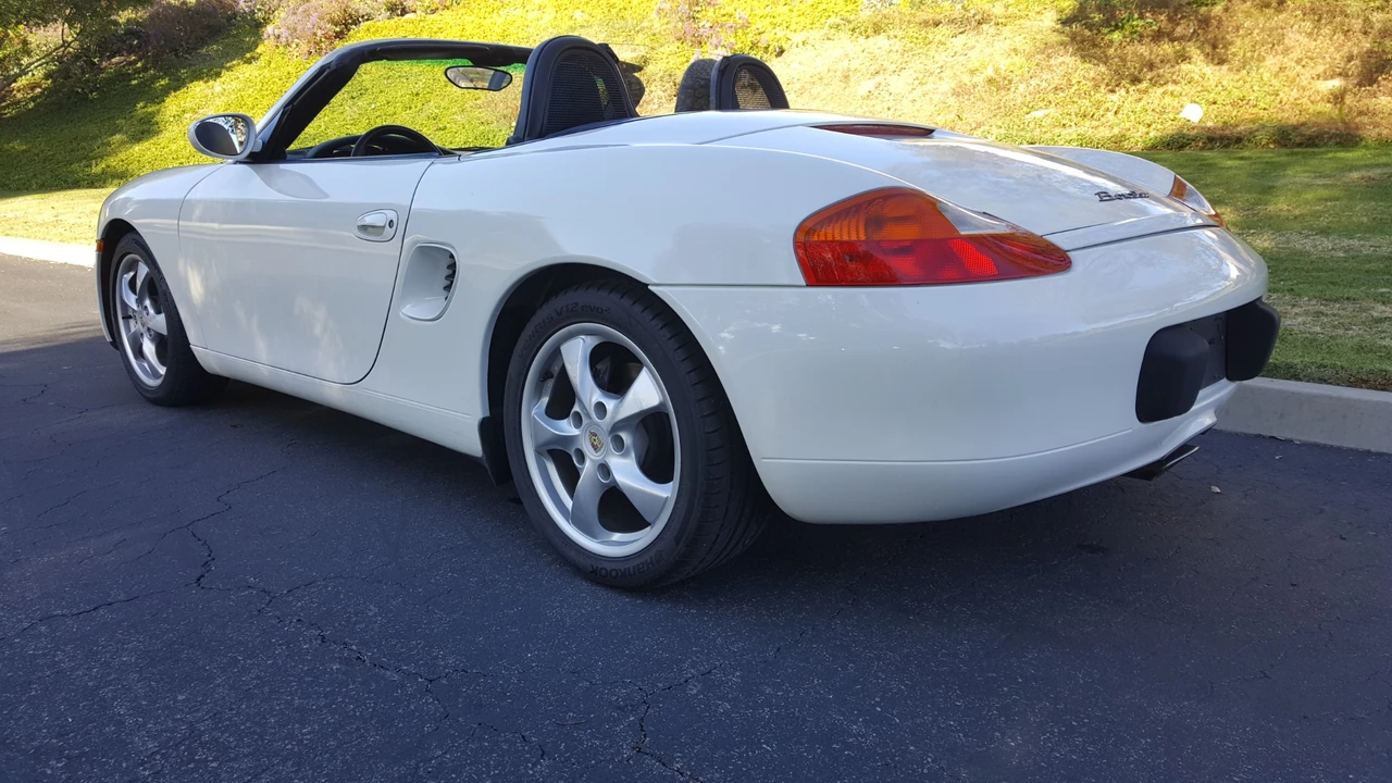 2001 Porsche 986 Boxster - Image 5 of 31