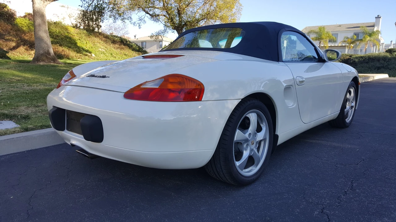 2001 Porsche 986 Boxster - Image 7 of 31